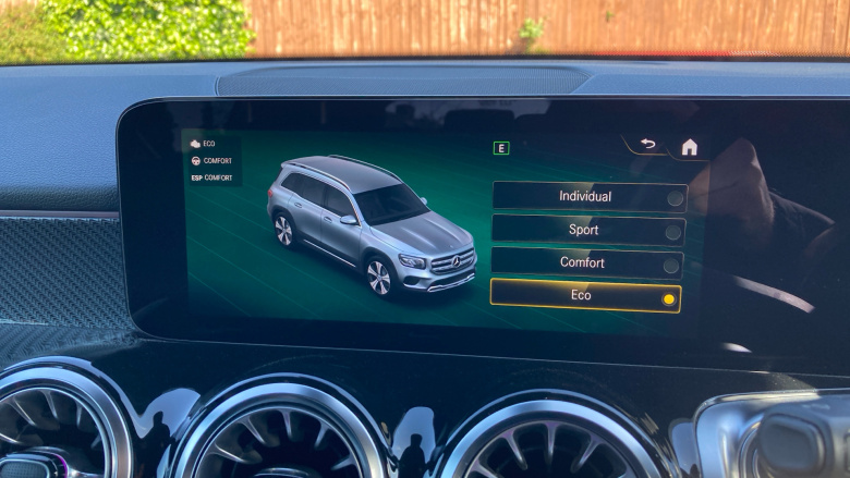 Mercedes-Benz GLB 200 AMG Line Premium 5dr 7G-Tronic Petrol Estate